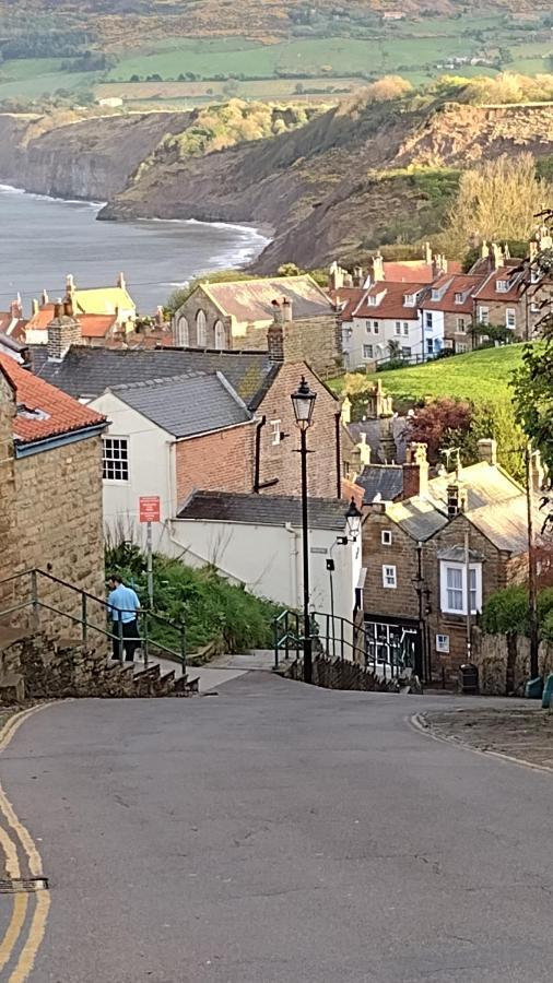 Darnholm Cottage Robin Hood's Bay Exteriör bild